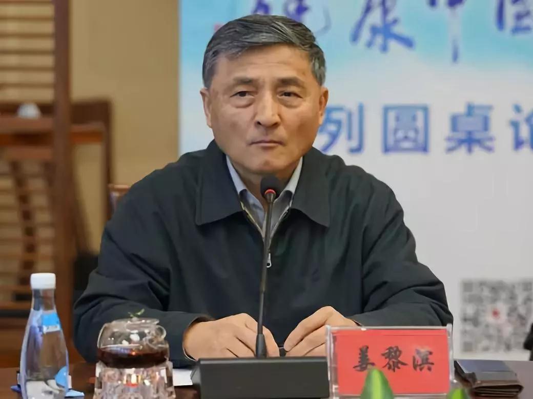 千亿千亿(中国)总经理姜黎滨参会